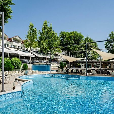 Romantique Veles Hotel Bagian luar foto