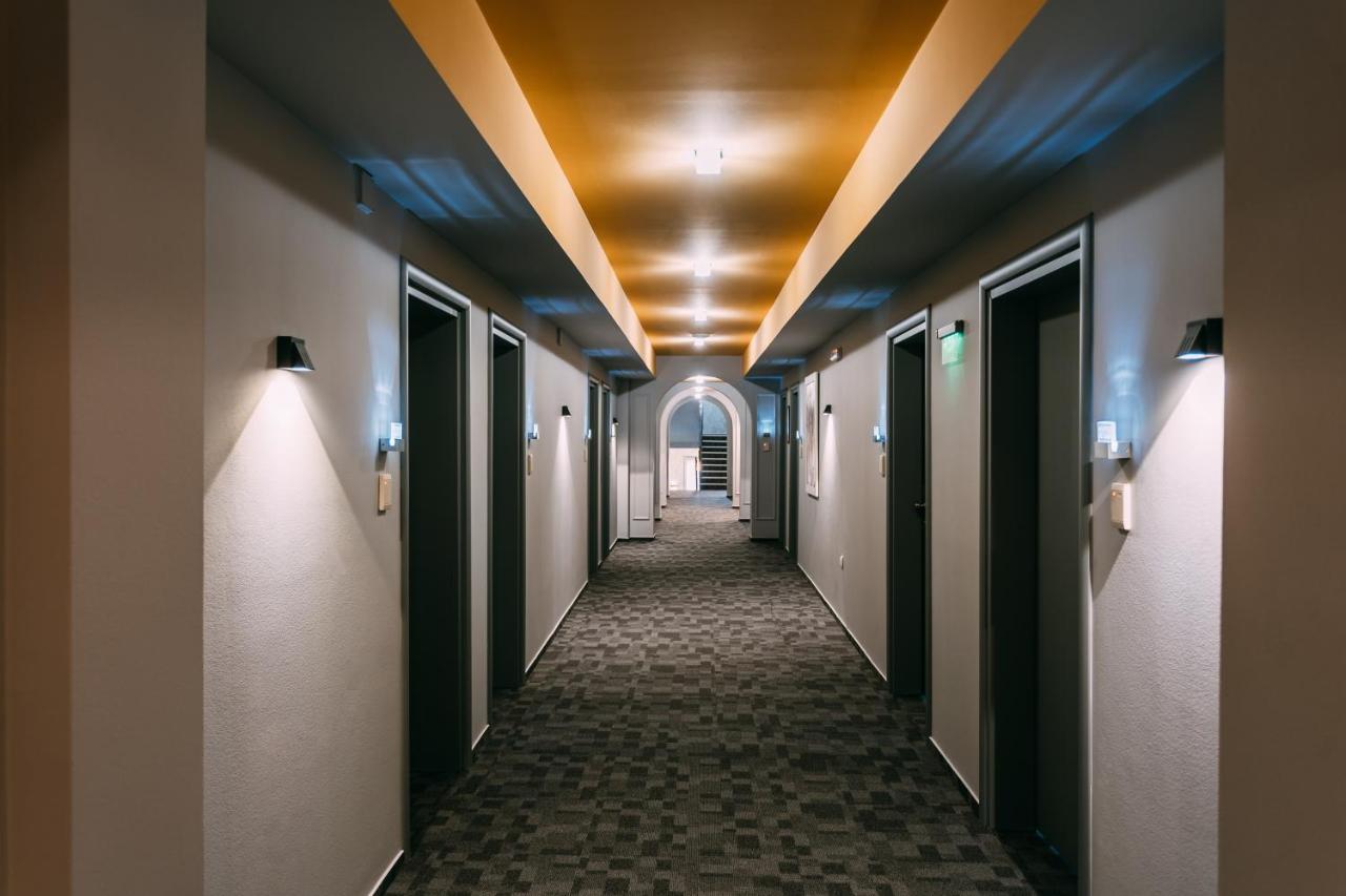 Romantique Veles Hotel Bagian luar foto