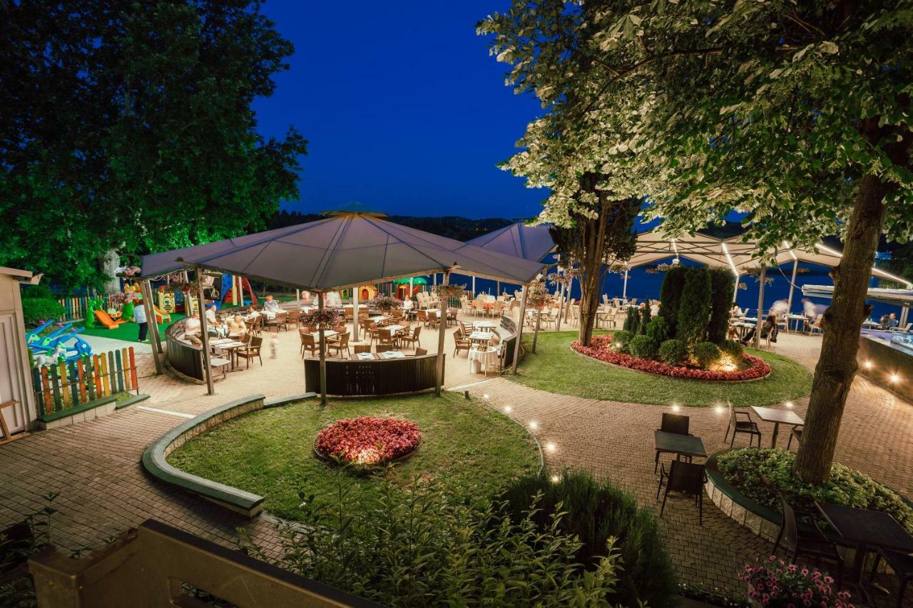 Romantique Veles Hotel Bagian luar foto
